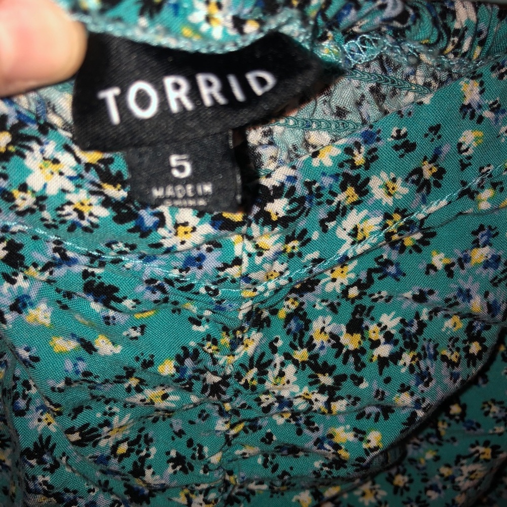 Torrid size 5 dress/ spaghetti straps/ knee length